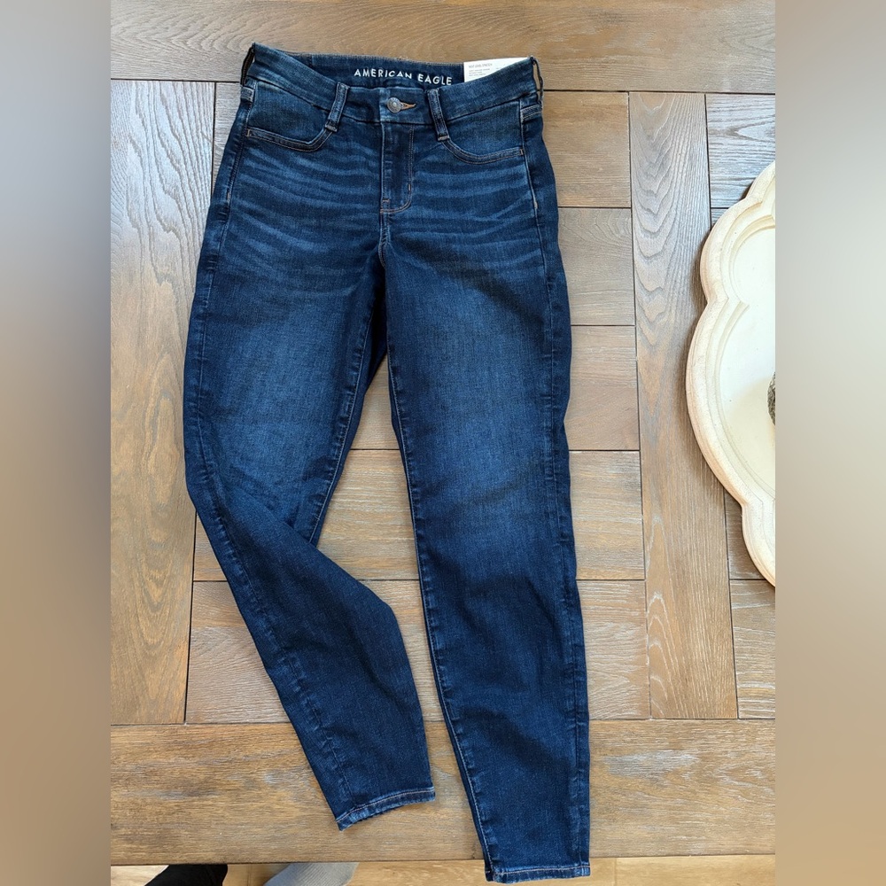 BRAND NEW AE Next Level Stretch Jeans - Picture 3 of 3